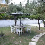 Gardelis Gardens Apartament *