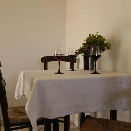 Gardelis Gardens 公寓 贝尼蔡斯