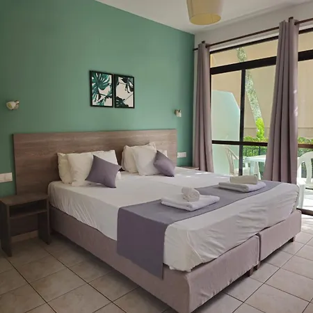 Gardelis Gardens * 贝尼蔡斯