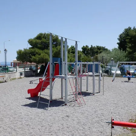 Апартаменты Gardelis Gardens Бенитсес