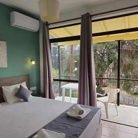 Gardelis Gardens Апартаменты *