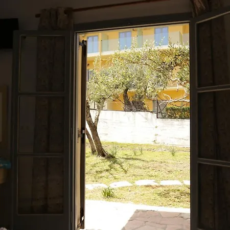 Apartmán Gardelis Gardens