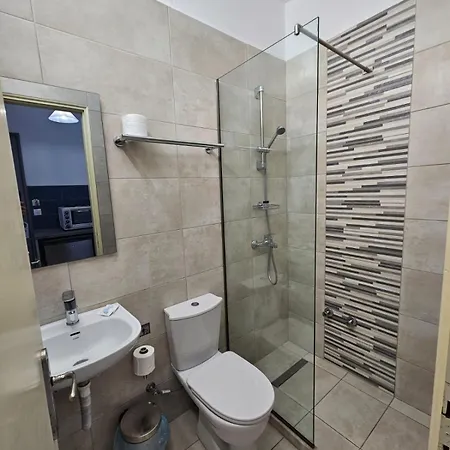 Gardelis Gardens Apartment