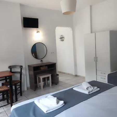 Gardelis Gardens * 바니체스