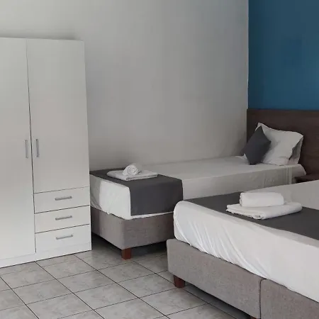 Gardelis Gardens Apartment