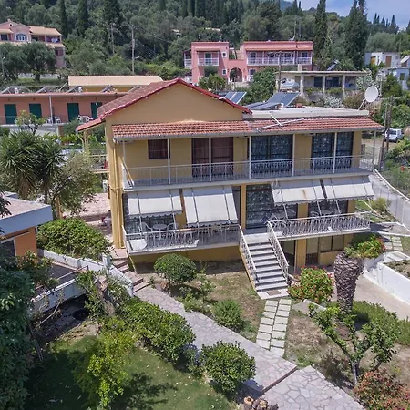 아파트 Gardelis Gardens